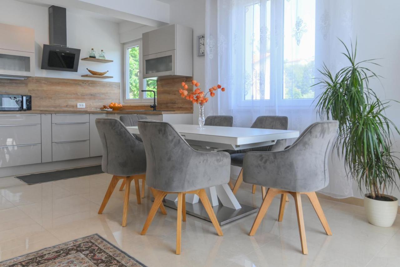 Apartmán Apartman Iskra Rijeka Exteriér fotografie