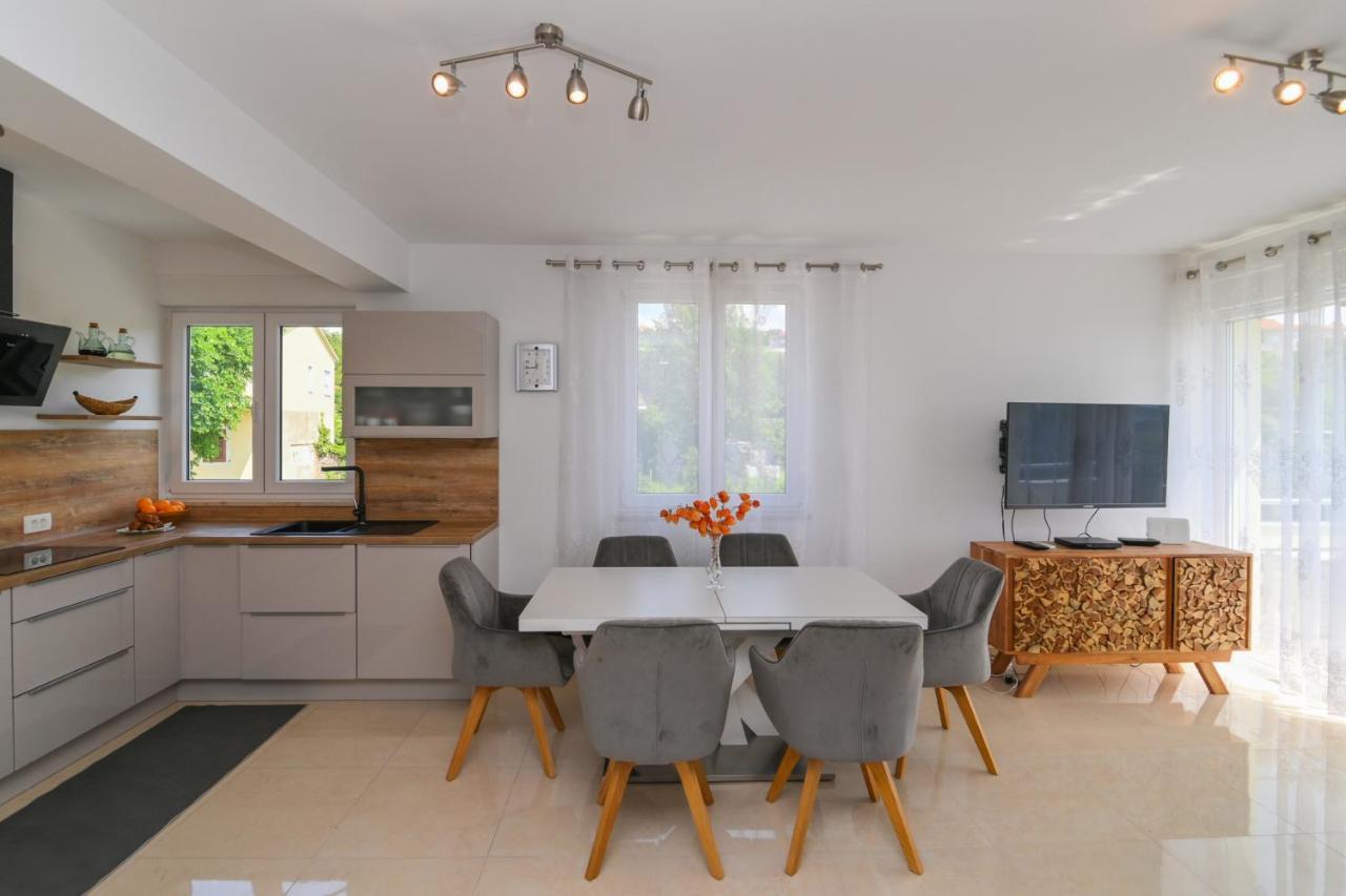 Apartmán Apartman Iskra Rijeka Exteriér fotografie